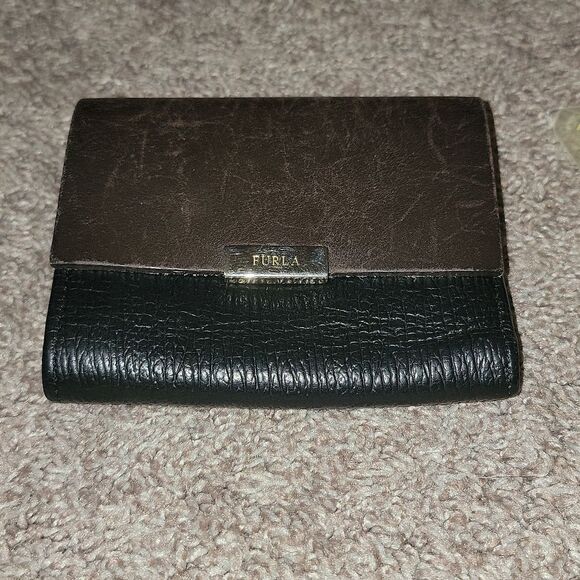 Furla Classic Trifold Wallet Saffiano Two Tone Leather • Vintage • Beautiful - Picture 1 of 10